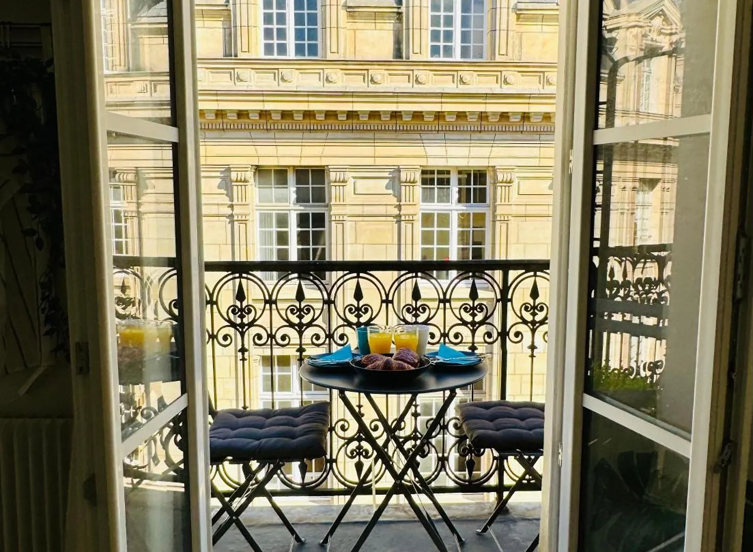 Cosy With Balcony Center - Sorbonne - Pantheon - Notre-dame Paris
